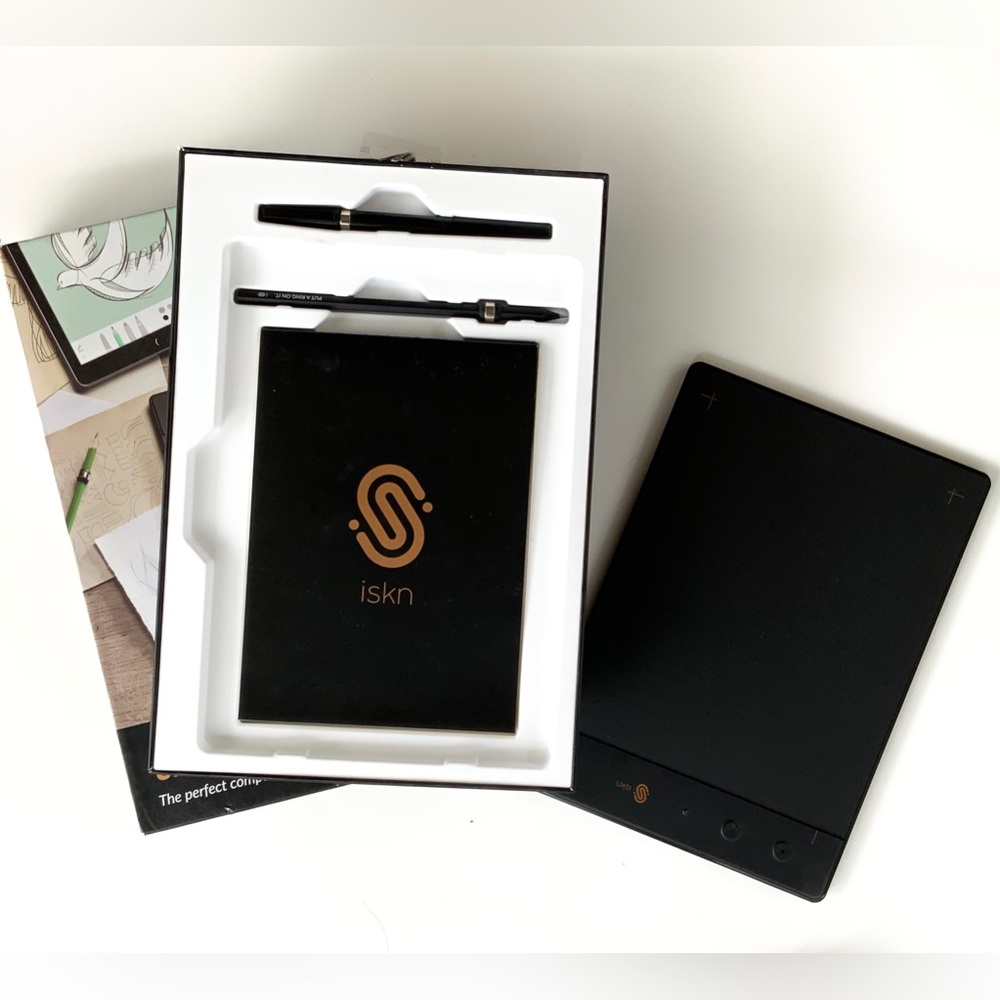 iSkn The Slate 2+ Pencil Graphic Bluetooth Digital Tablet